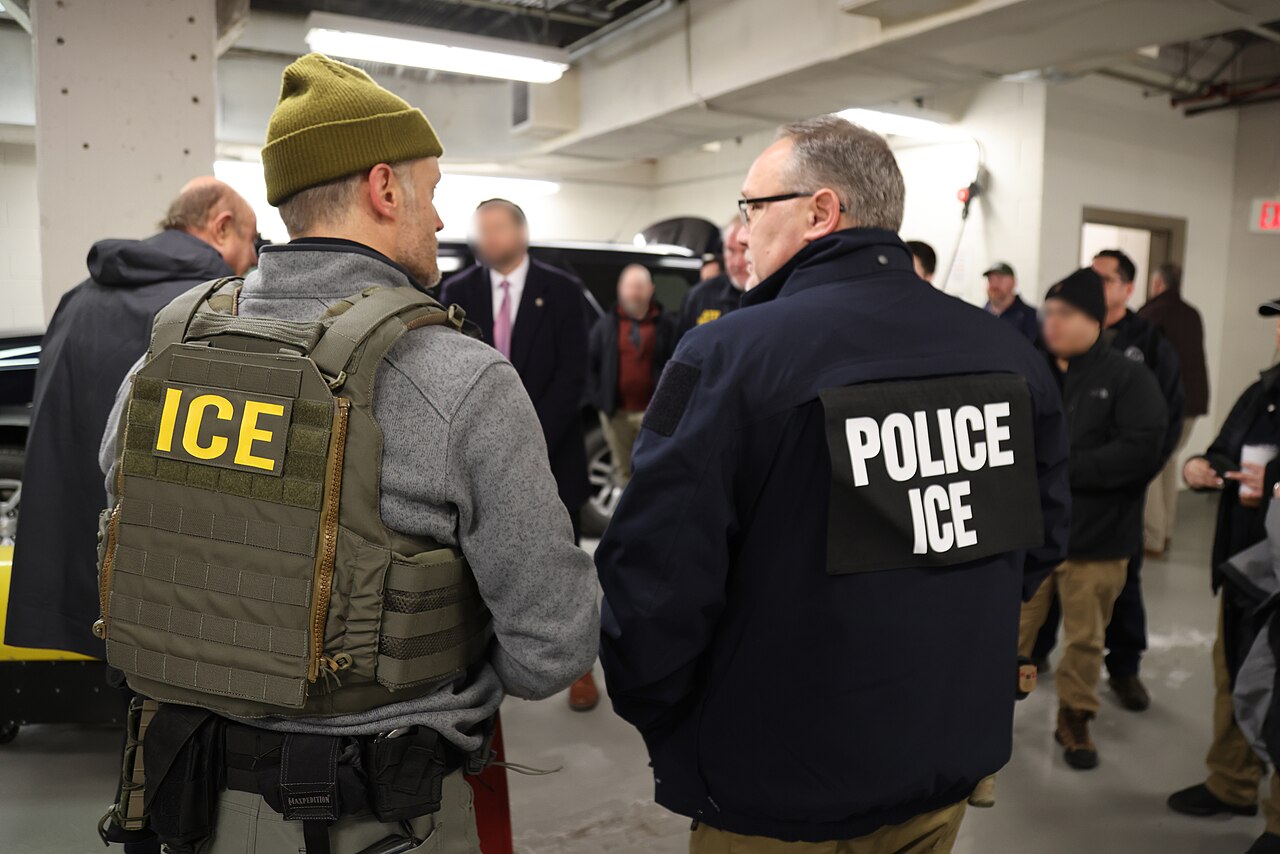 ICE Chicago Field Office Director Sam Olson (left) and ICE Chicago Special Agent in Charge Sean Fitzgerald kicked off an