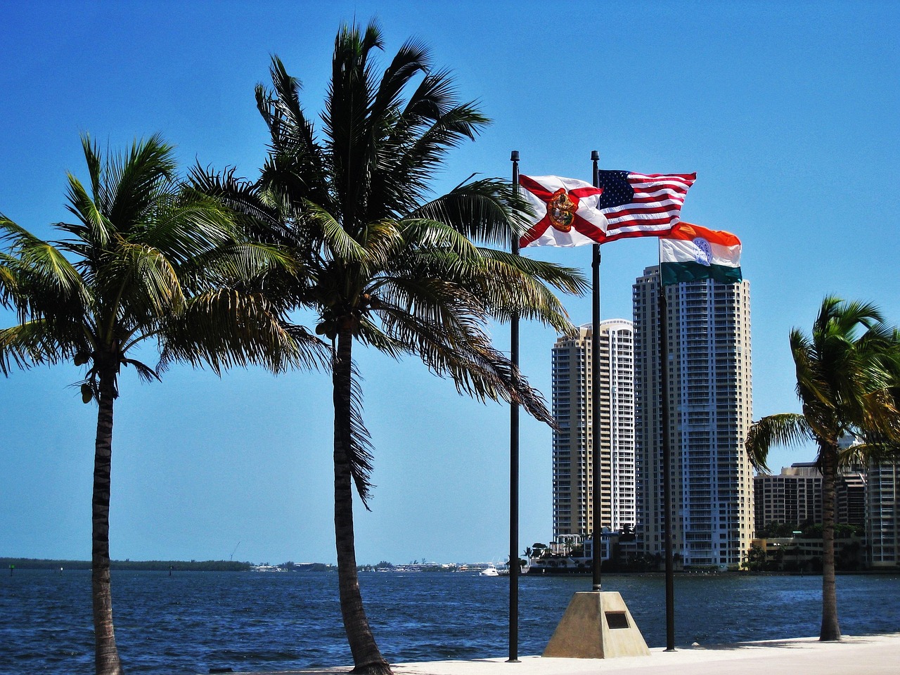 miami, florida, flags, usa, architecture, heaven, skyscraper, florida flag, promenade, typical miami, brickell key, miam